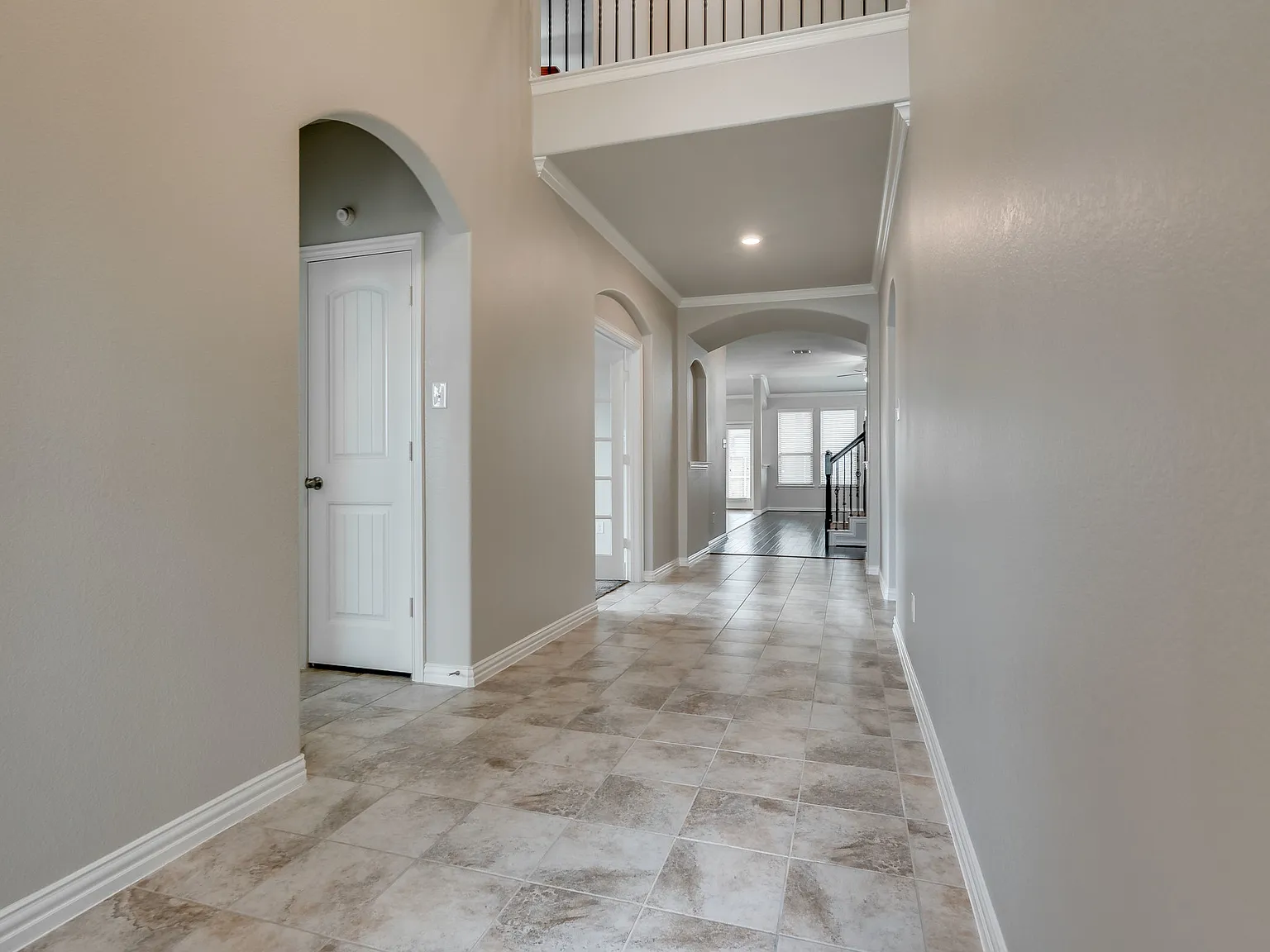 4 bed, 3.5 bath, 3007 sqft, $2,950 — Photo 3