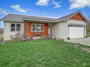 908 SW Camano Dr, Camano Island, WA 98282