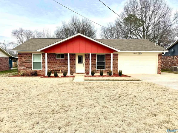 1210 Skyview St SW, Decatur, AL 35601