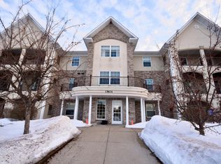 15631 Linnet St NW #3202, Andover, MN 55304