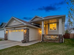 285 W Creek Dr, Chestermere, AB T1X 0L2
