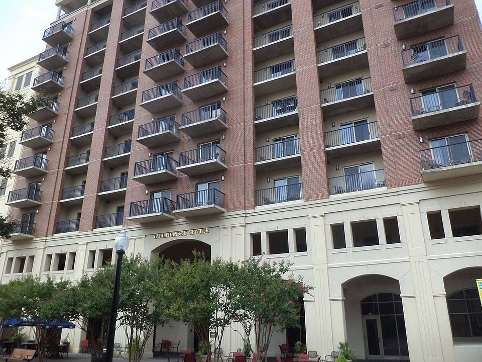 2nd image of 215 W College Ave APT 310
