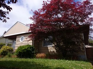 8059 27th Ave NW, Seattle, WA 98117