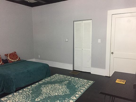 Flexible Floor Plan. Front Room as Bedroom.