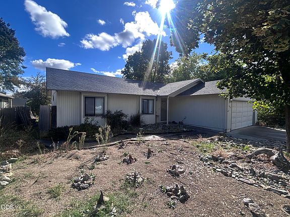 2nd image of 583 Snowy Butte Ln