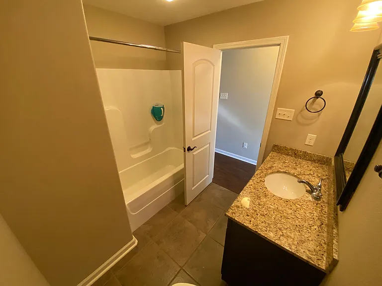 3005 Chapman Ct — Photo 9