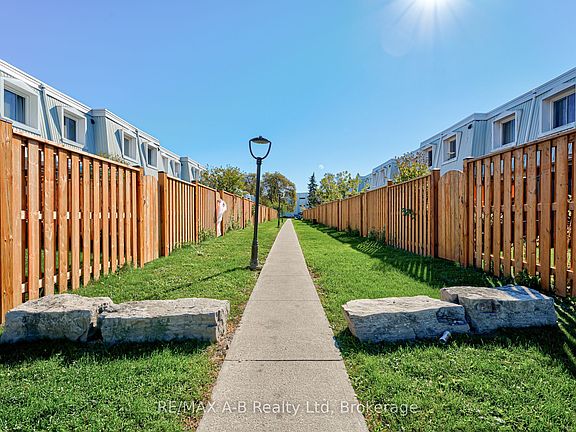2nd image of 300 Traynor Ave #7