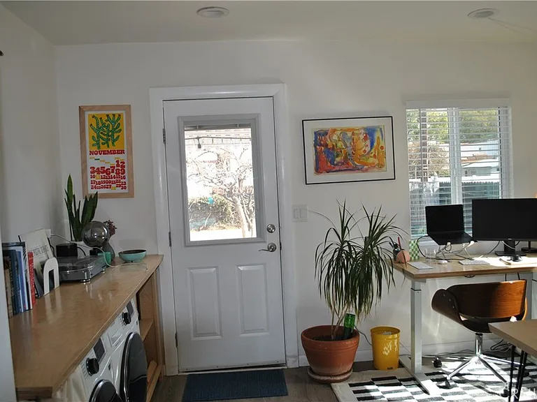 3200 Dorchester Ave — Photo 14
