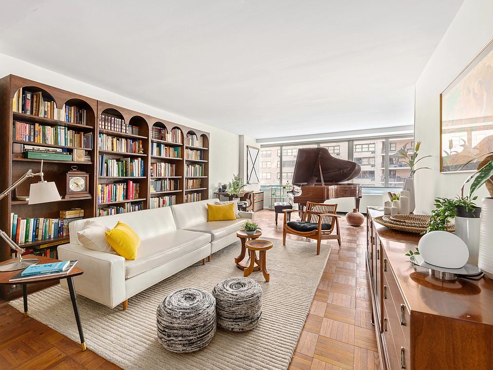 1st image of 315 W 70th St APT 5B