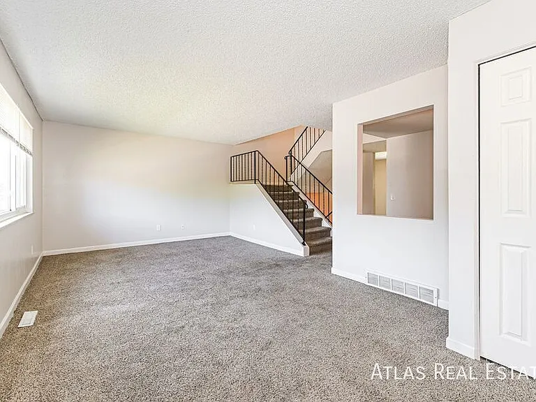 12516 W 8th Pl — Photo 5