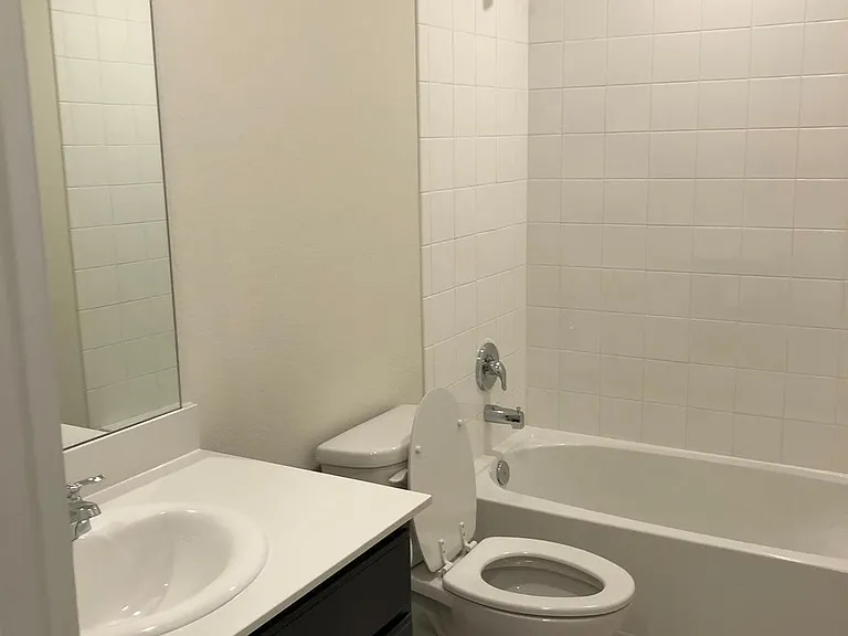 604 Rustic Meadows Trl — Photo 6