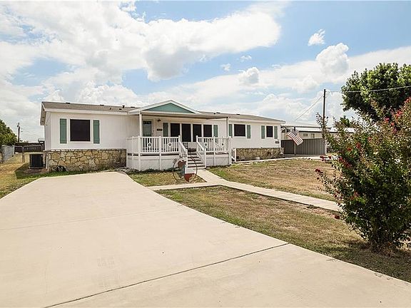 3rd image of 417 Penny Ct