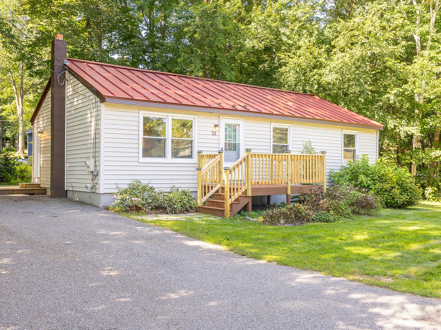 28 ster Street, Springvale, ME 04083 Zillow