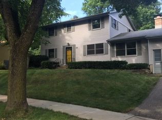 118 Nautilus Dr, Madison, WI 53705
