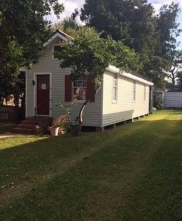 3rd image of 3624 Cypress St