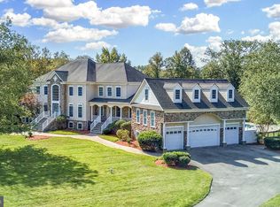 350 E Bay Front Rd, Deale, MD 20751