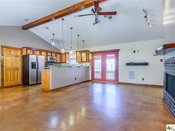 3rd image of 159 Tanglewood Dr
