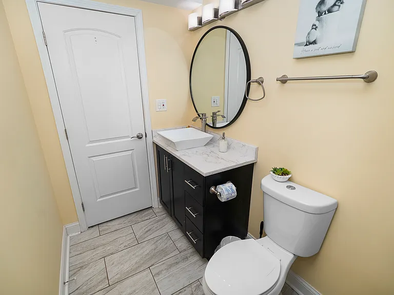 321 S Richmond St #1 — Photo 15