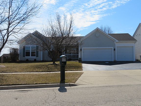 3rd image of 4801 Joyce Ln