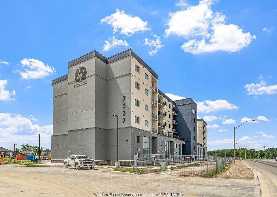7337 Meo Blvd #521