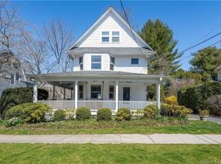 9 Shorelands Pl, Old Greenwich, CT 06870