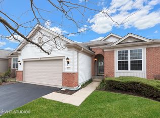 2639 Venetian Ln, Elgin, IL 60124