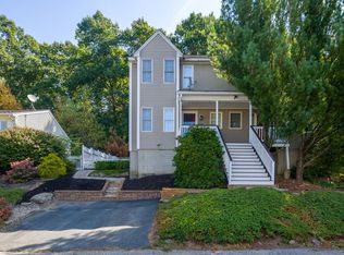 74 Wigwam Hill Dr, Worcester, MA 01605