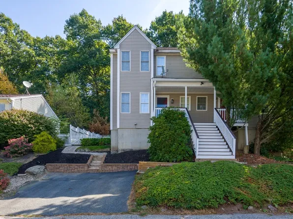 74 Wigwam Hill Dr, Worcester, MA 01605