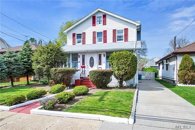 1st image of 39 Nassau Blvd