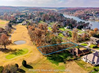 224 Chickasaw Ln, Tellico Plns, TN 37774