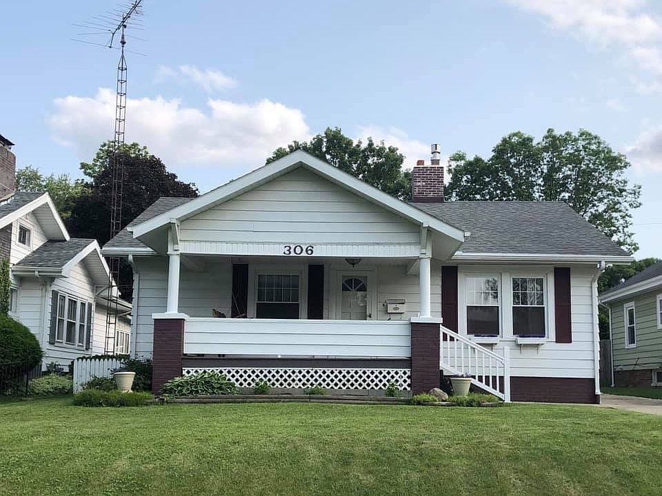 1st image of 306 E Raymond Ave