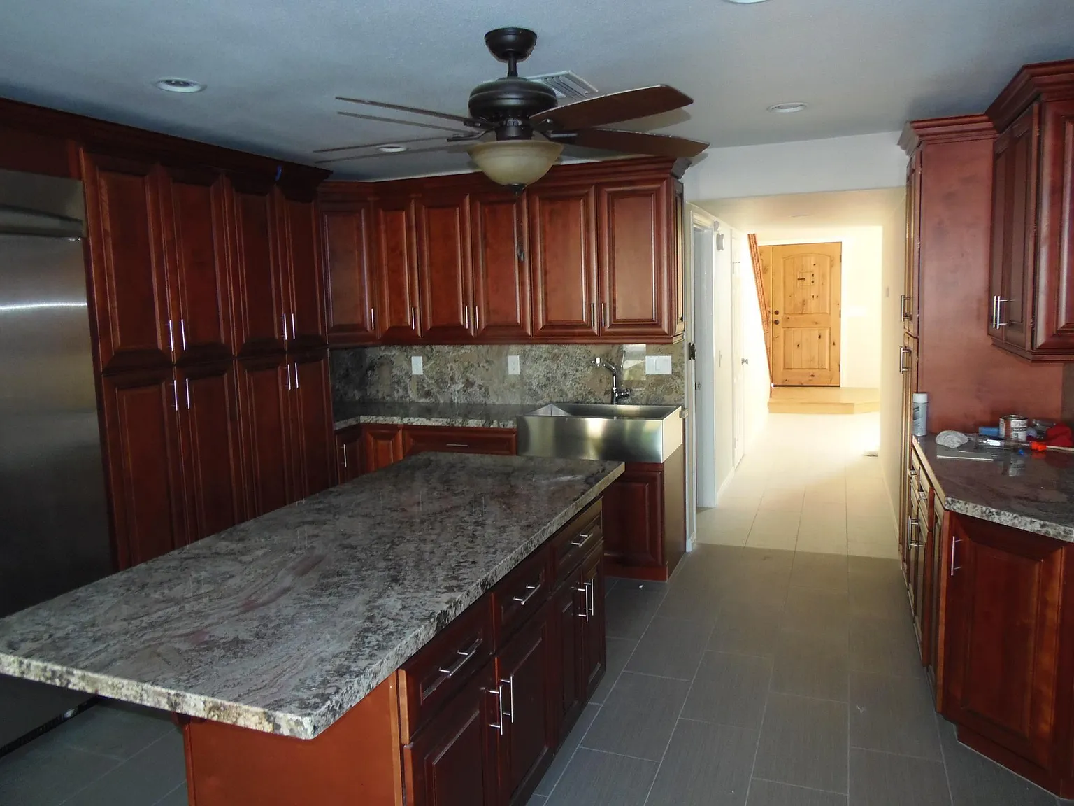 4 bed, 2800 sqft, $3,700 — Photo 3