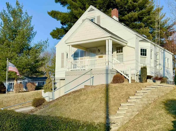 1015 N Jackson St, Huntingburg, IN 47542