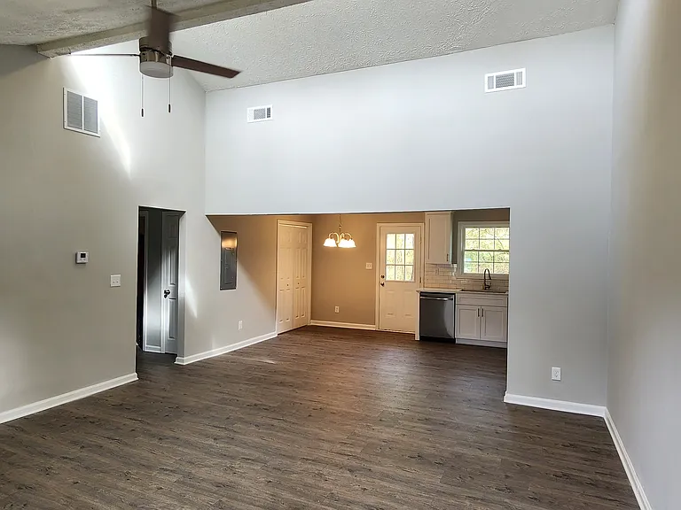 162 Ashmore Dr #162 — Photo 5