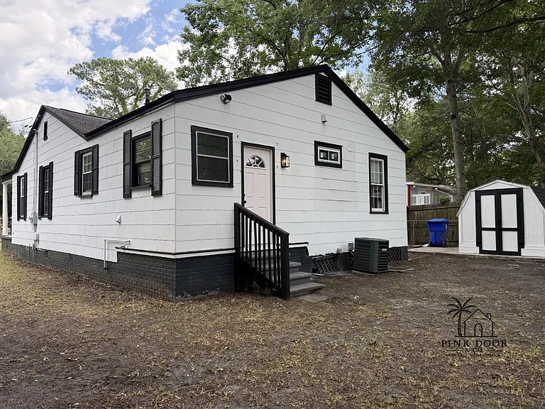 2686 Poplin Ave — Photo 10