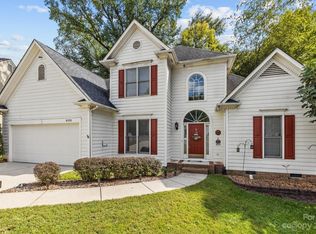 9535 Arborview Ct, Charlotte, NC 28269