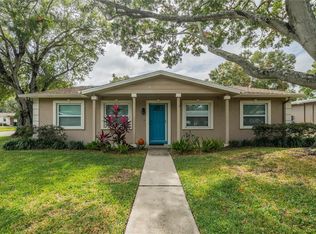 2902 W Winthrop Rd, Tampa, FL 33611