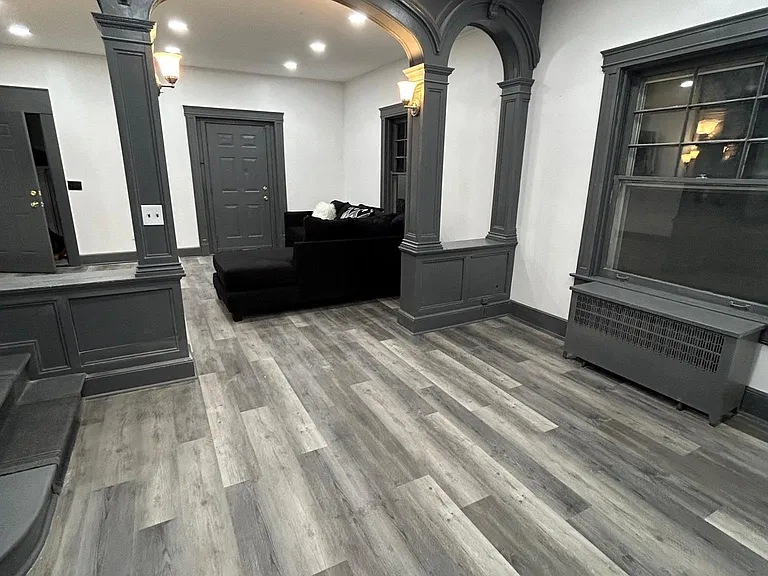 142 Oak St — Photo 11