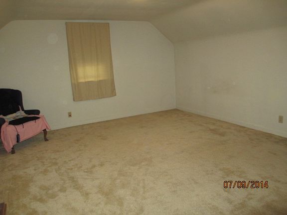 4th image of 3700 Francis Ave SE