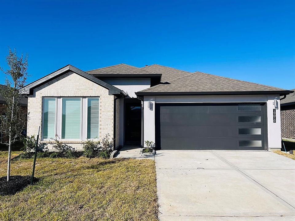 1st image of 19010 Blackpool Bend Ln