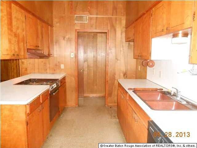2nd image of 11645 Catalpa Dr