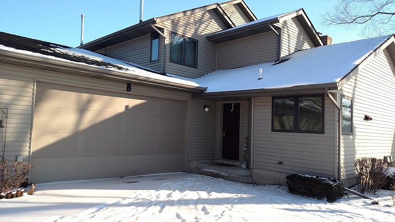 1st image of 25662 Freda Dr