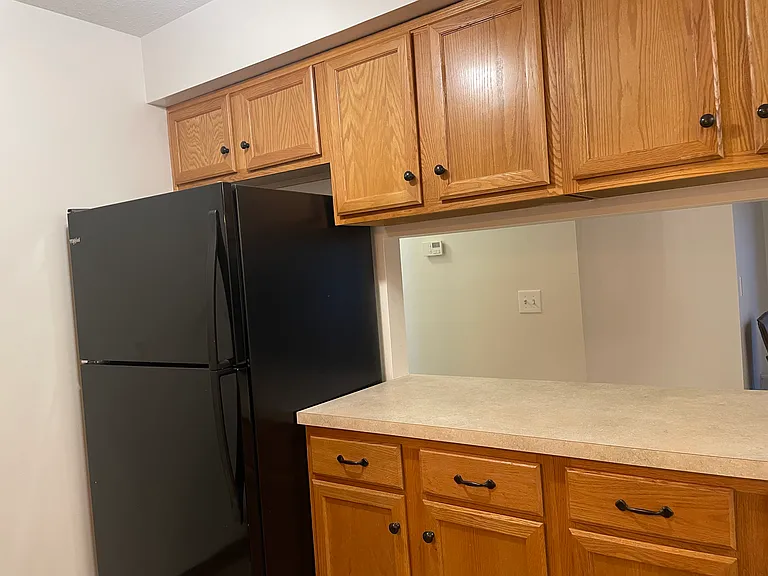 2504 Eagles Cir #4 — Photo 5