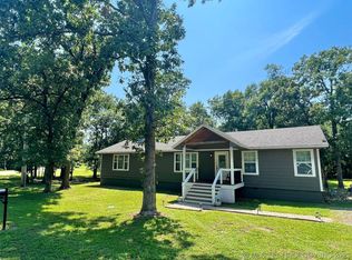 922 Covey Ln, Locust Grove, OK 74352