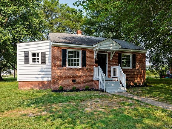 3rd image of 4612 Eastover Ave