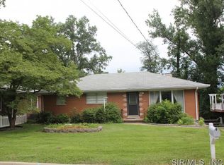 1431 Ladd Ave, Edwardsville, IL 62025