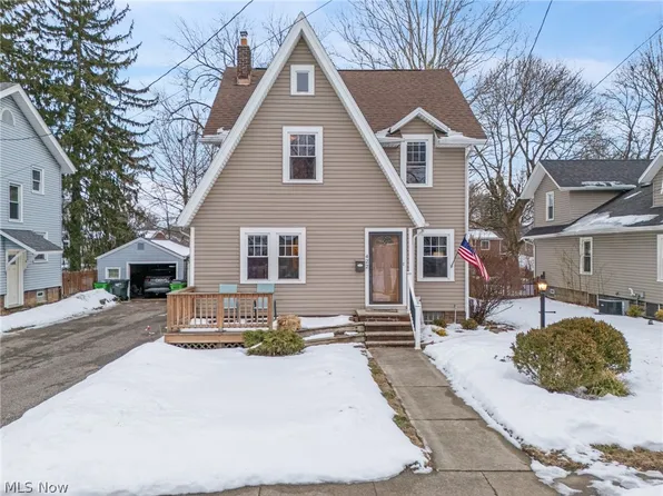 422 Werstler Ave NW, North Canton, OH 44720