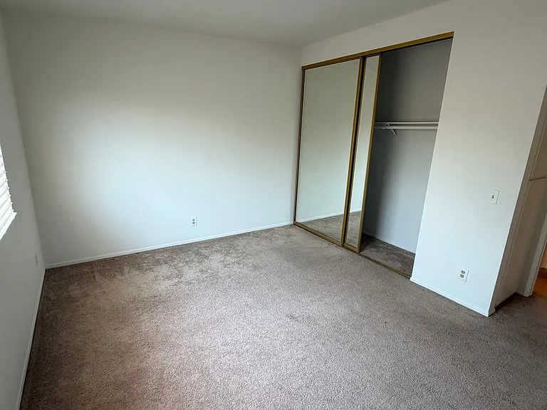 4609 Ellenwood Dr — Photo 12