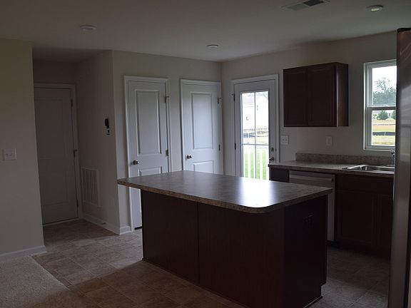 5th image of 32073 Windjammer Dr