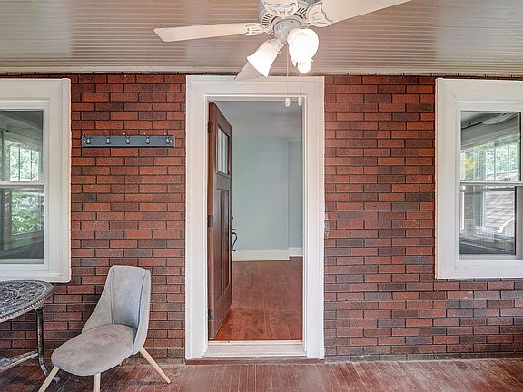 3rd image of 4503 Camden Rd